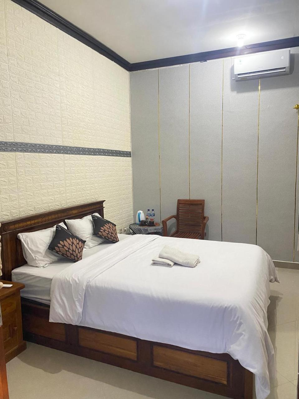 Sri Sedana Guest House Sidemen  Exterior photo